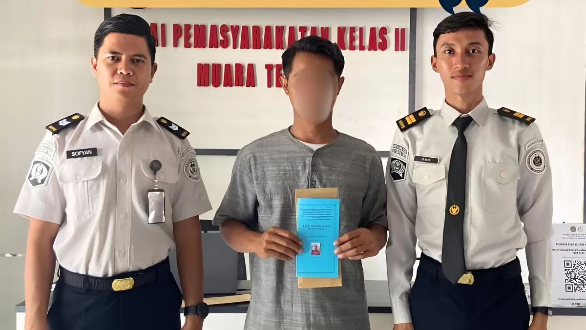 PK Bapas Muara Teweh Saat Registrasi Klien Hak Reintegrasi Sosial
