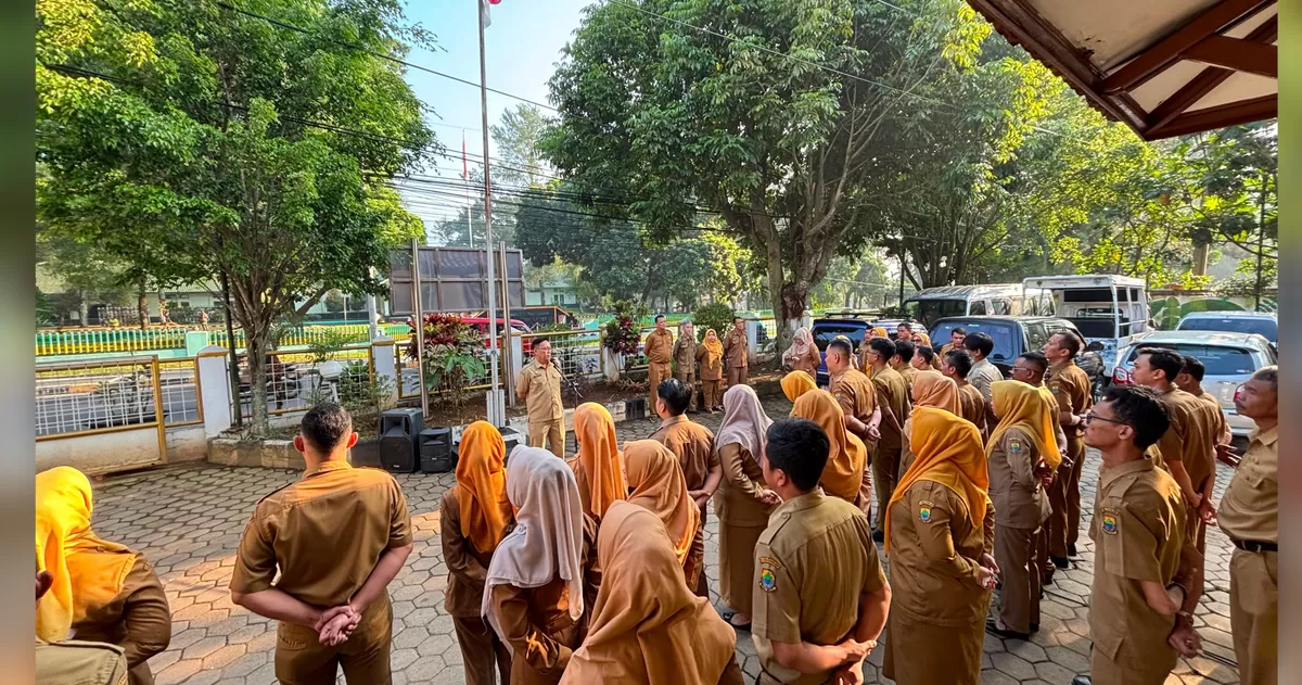 Kadisbudpar Cianjur sosialisasi pariwisata ramah muslim. (FOTO: Istimewa)