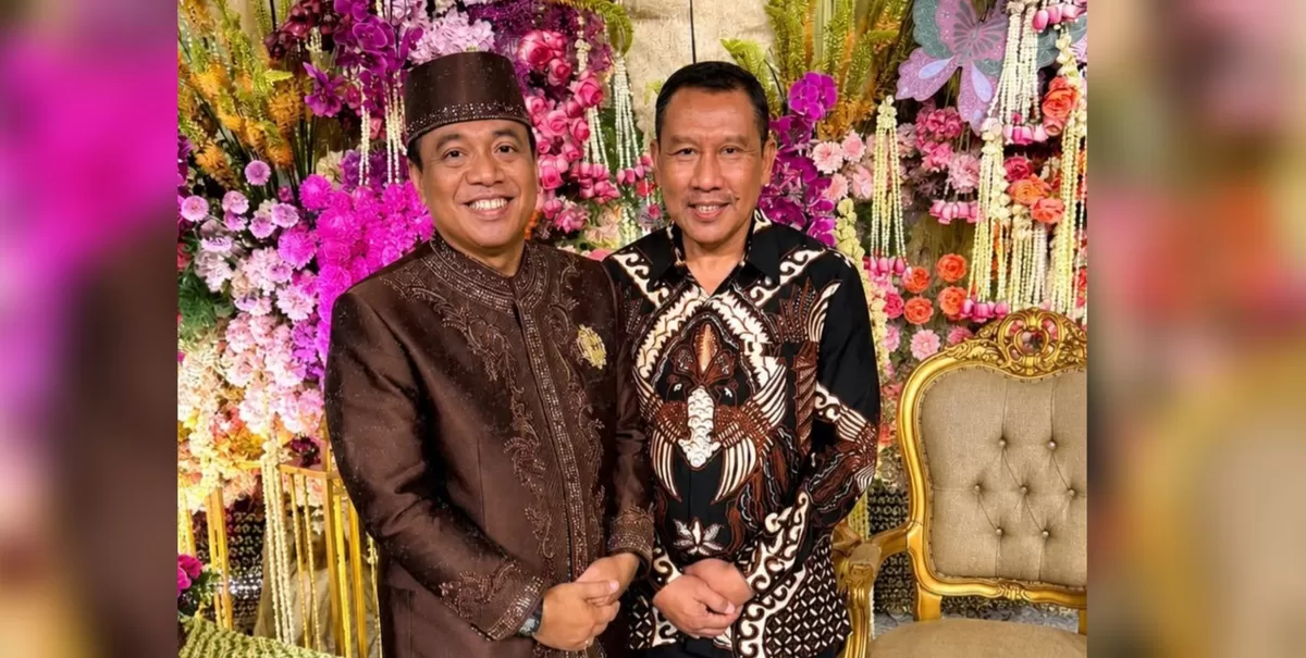 Penulis bersama Komjen Pol. Prof. Dedi Prasetyo. (FOTO: Ist)