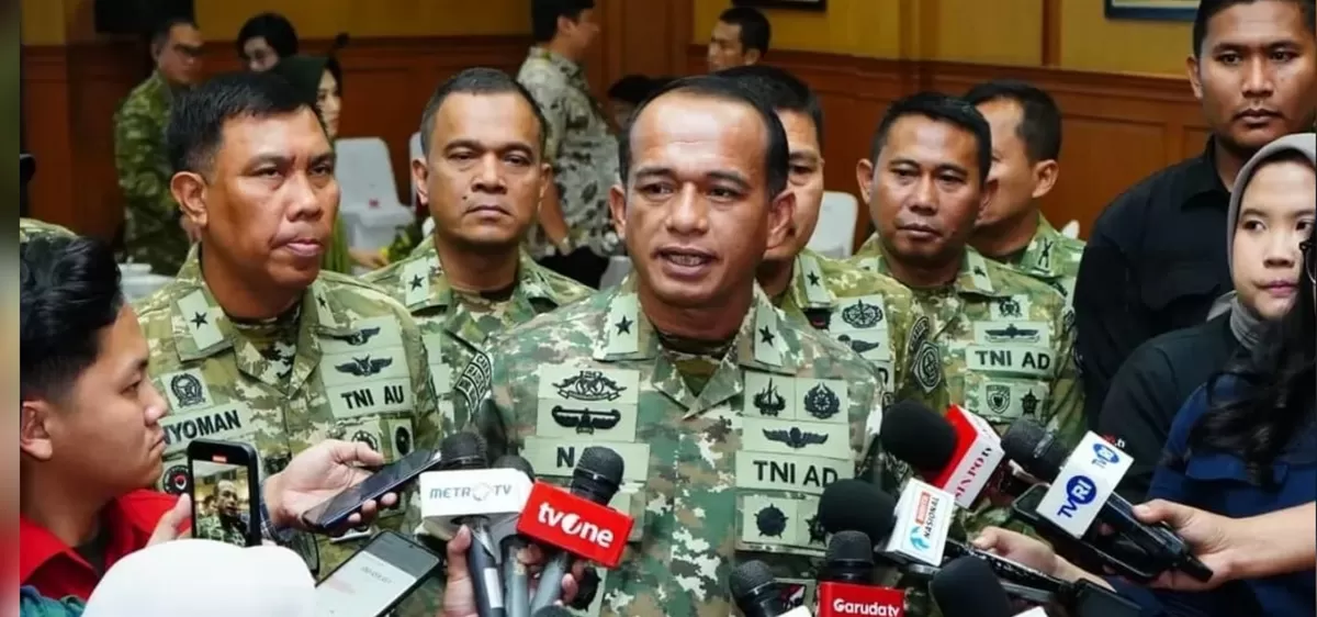 Kapuspen TNI Muhammad Nas buka suara usai ramai jadi perbincangan rumah Jampidsus Febrie Adriansyah dijaga prajurit. (Instagram/puspentni)