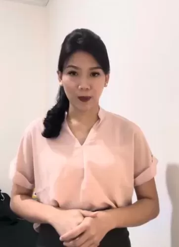 Penasaran! Inilah Gaji Pramugari Bella Damaika Yang Viral Gegara Jadi ...