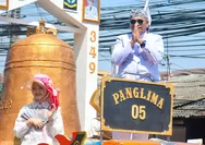 Dishub Tampilkan Mobil Hias Lonceng Pendopo di Karnaval Cianjur