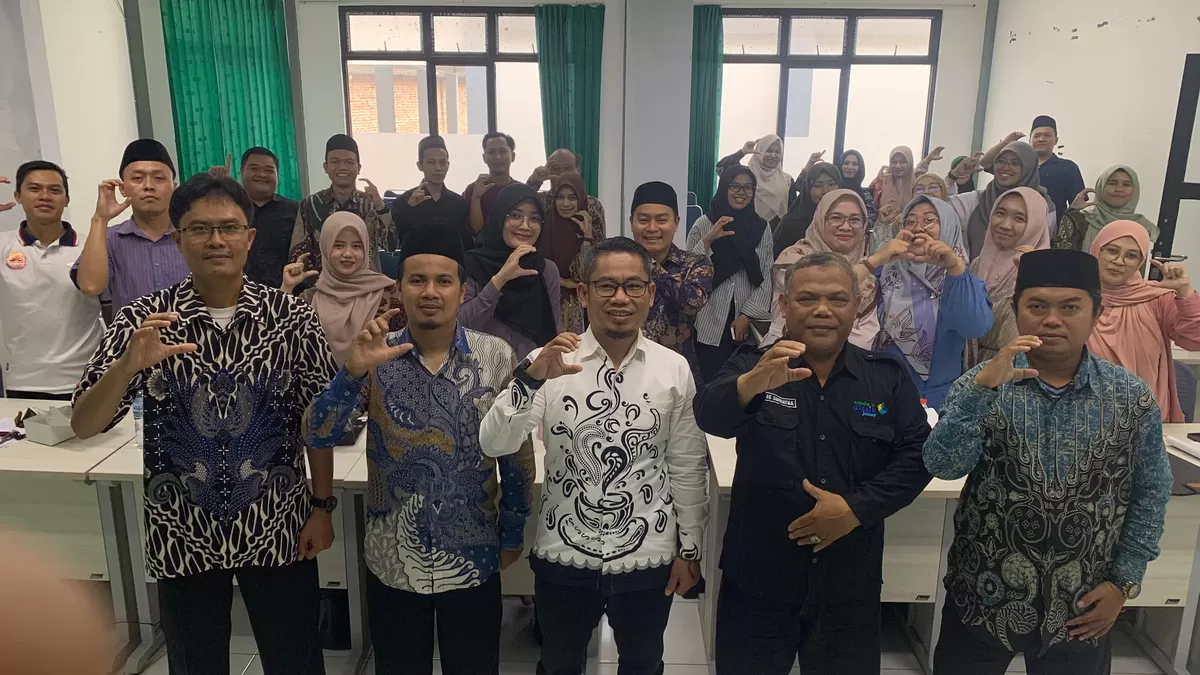 SMAS Al-Ittihad Cianjur menggelar In House Training Kurikulum Nasional