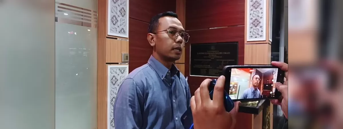 Kejari geledah Kantor Disnaker Cimahi. (FOTO: Ist)