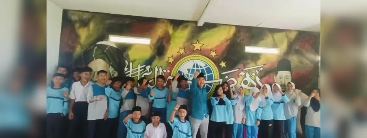 SMP IT Nahdlatul Fata Darusyifa pencetak generasi unggul di Cianjur. (FOTO: Ist)