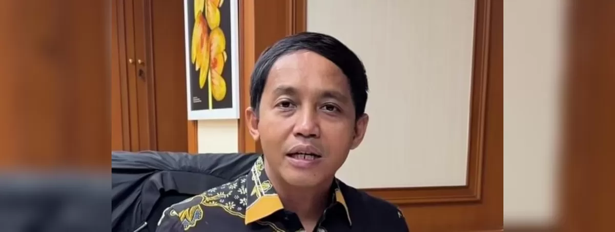 Menhut Raja Juli Antoni terseret dalam kasus Bupati Kuansing Suhardiman Amby, akui sempat &lsquo;ditinggali&rsquo; amplop. (Instagram/rajaantoni)