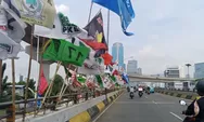 Polisi Sebut Pengendara Motor Kecelakaan di Flyover Kuningan Karena Bendera Parpol Korban Pertama