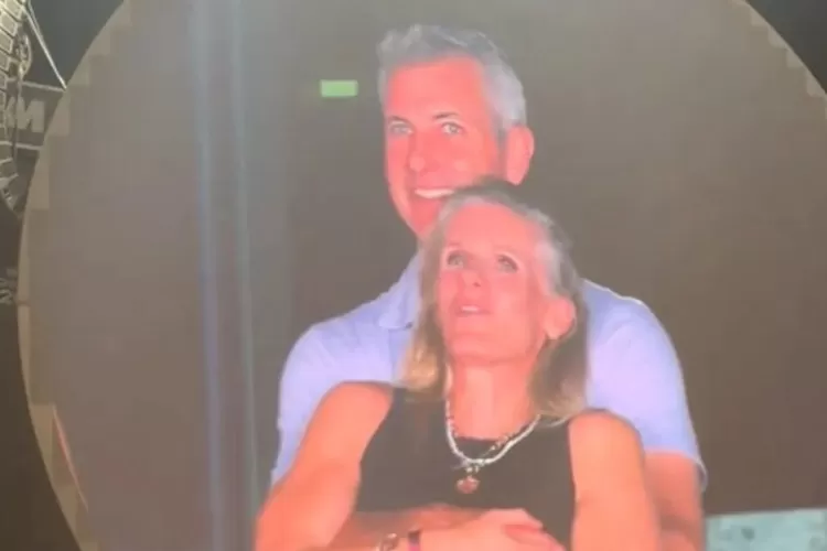 Viral di Konser Coldplay! CEO Astronomer Diduga Selingkuh dengan Karyawan. (Ist)