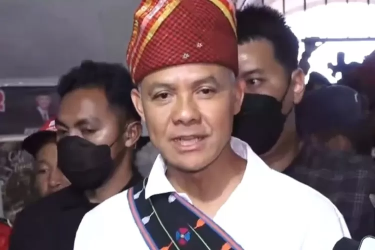 Isu Mahfud Md Mundur Dari Menko Polhukam Semakin Riuh Ganjar Pranowo Buka Suara Beliau Masih