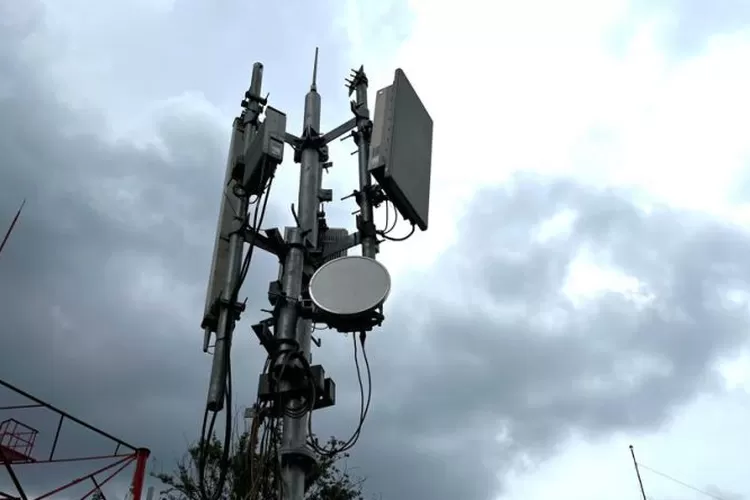 Ilustrasi. Contoh Base Transceiver Station (BTS) yang berada di Huawei ASEAN Academy di CIBIS Park, Jakarta Selatan, Rabu (23/11/2022).  (ANTARA/Arnidhya Nur Zhafira)