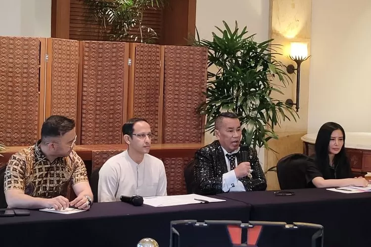 Hotman Paris melayangkan sindiran usai didepak dari tim pengacara Nadiem Makarim dalam kasus dugaan korupsi pengadaan laptop Chromebook. (ANTARA/Nadia Putri Rahmani)