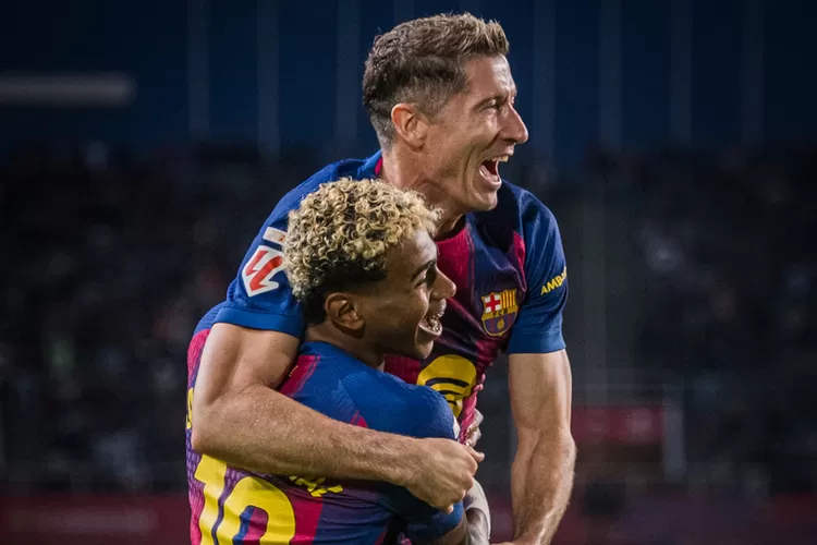 Barcelona berhasil raih tiga poin melawan Real Sociedad, Pedri ditunjuk sebagai Man Of The Match, Lamine Yamal bantu bongkar pertahanan (X/FCBarcelona)