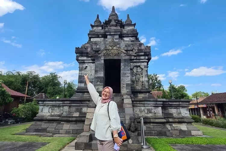 pesona wisata candi pawon di Magelang (Sumber : Instagram @dw.febby)