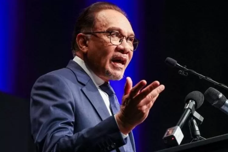 PM Malaysia Anwar Ibrahim (otoinfo.id)