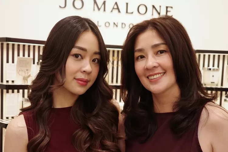 Veronica Natasya Klarifikasi soal pekerjaan sang ibu. (Foto/Instagram/@veronicanatasya.)