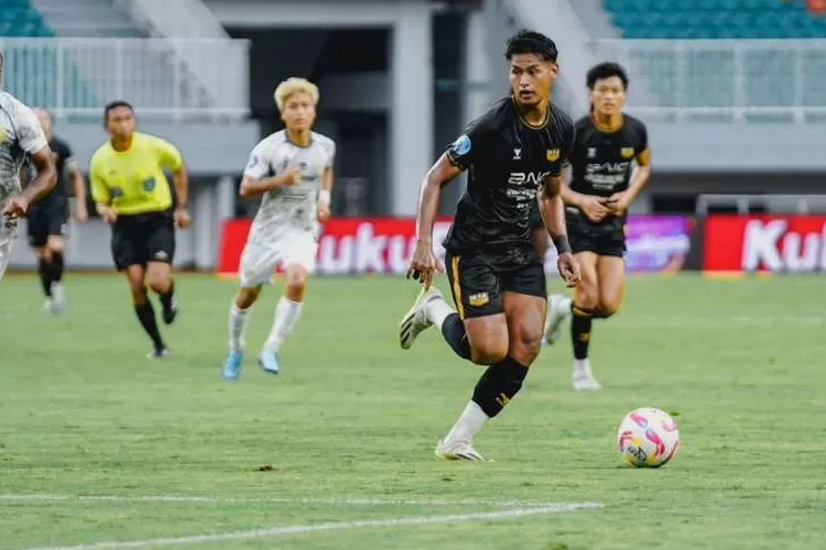 Septian Bagaskara saat membela Dewa United di Liga 1 BRI siap bela Timnas Indonesia, Jumat (14/3) (Elizabeth Widowati )