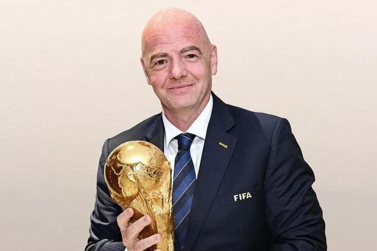 Presiden FIFA, Gianni Infantino umumkan Arab Saudi sebagai tuan rumah Piala Dunia 20234. (Sumber: Instagram Gianni Infantino)