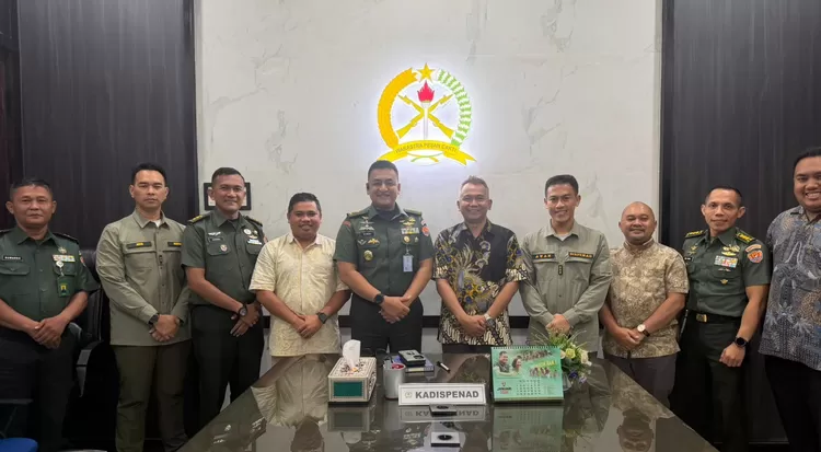Promedia Group membuka peluang sinergi strategis dengan TNI Angkatan Darat melalui kunjungan CEO Promedia, Agus Sulistriyono ke Markas Besar TNI Angkatan Darat (Mabes TNI AD), Jalan Veteran, Jakarta, Kamis (19/2/2026).