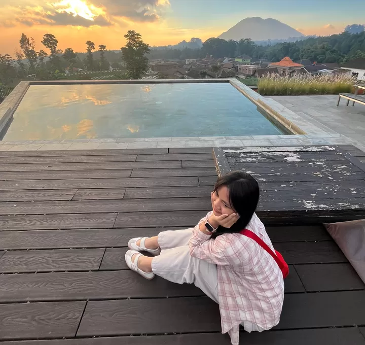 Omah Latareombo, Kafe Instagramable dengan Pemandangan Lima Gunung di Lereng Merbabu