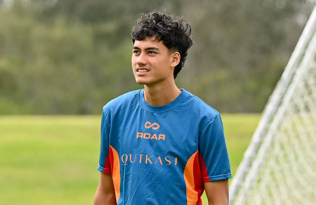 Rafael Struick Lakoni Debut Sebagai Starter Di Brisbane Roar Dengan ...