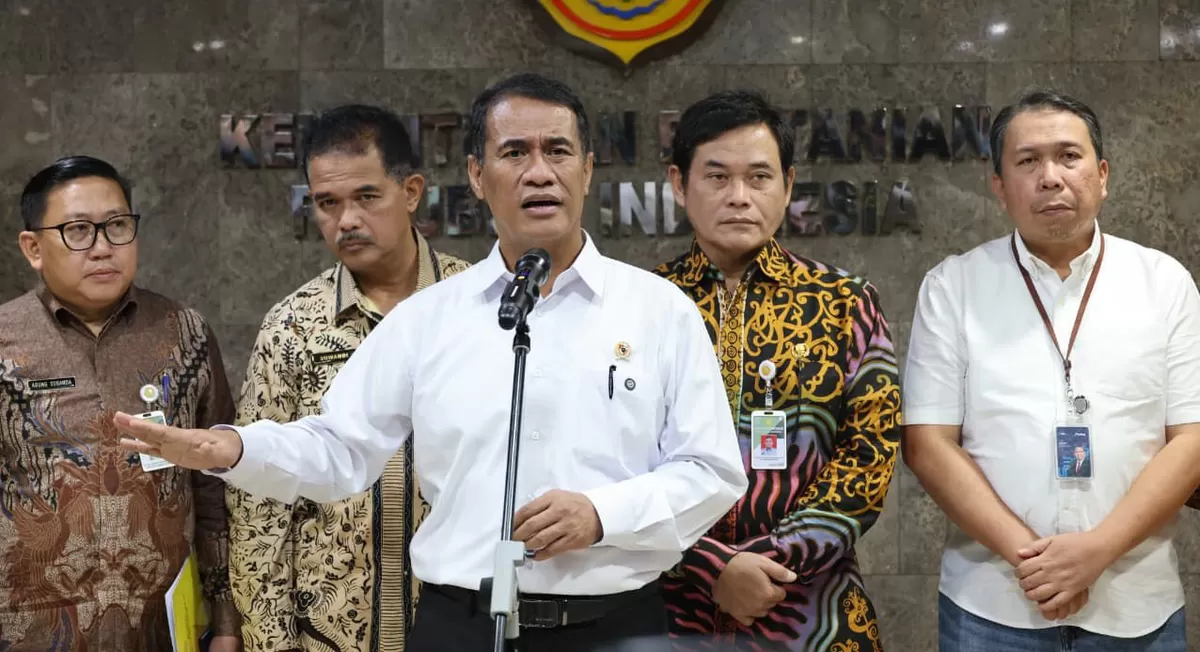 Mentan Amran Sulaiman Pastikan Stok Beras Indonesia Cukup hingga 324 Hari ke Depan, Aman dan Terkendali di Tengah Kondisi Geopolitik Global (Kalimantansatu.com/Dok. Bakom RI)