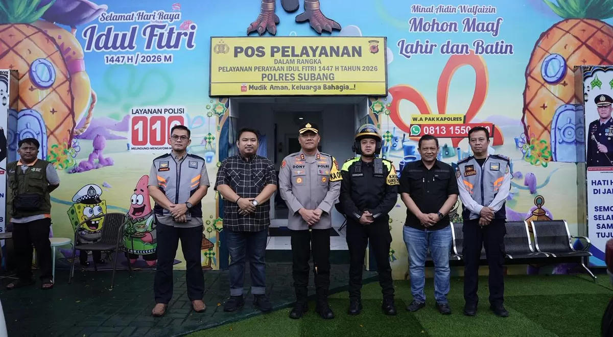 Bupati Subang Reynaldy Putra Andita Budi Raemi bersama Kapolres Subang AKBP Dony Eko Wicaksono dan jajaran meninjau kesiapan pengamanan arus mudik di Rest Area KM 102 Tol Cipali, Subang, Kamis, 19 Maret 2026 (Dok. Istimewa)