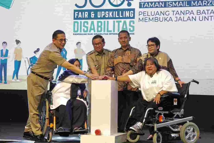 Buka Job Fair Penyandang Disabilitas 2025, Gubernur Pramono Bangun Ekosistem Kerja Inklusif dan Berkeadilan