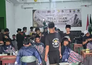 Kisah Unik di Balik Pelatihan Cukur RMI NU Cianjur: Dari Modal Lamaran hingga Takut Pulang ke Pesantren