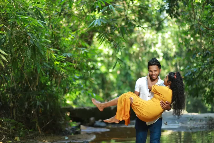 Ramalan cinta zodiak Sagitarius dan Capricorn Jumat 5 April 2024 jadilah singa dan buru mangsamu! (Ilustrasi - pexels/Kushan Perera)