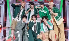 Single Album NEXZ 'Mmchk' Melampaui Penjualan 444 Ribu di Minggu Pertama Setelah Dirilis