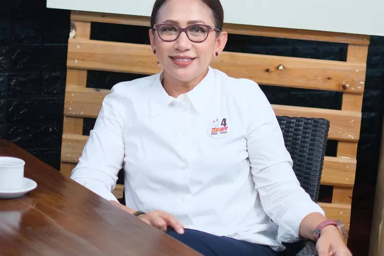 Rena Da Frina ungkap siap membuka 44 ribu lapangan kerja jika terpilih menjadi Wali Kota Bogor, guna bantu mengurangi jumlah pengangguran di Kota Bogor