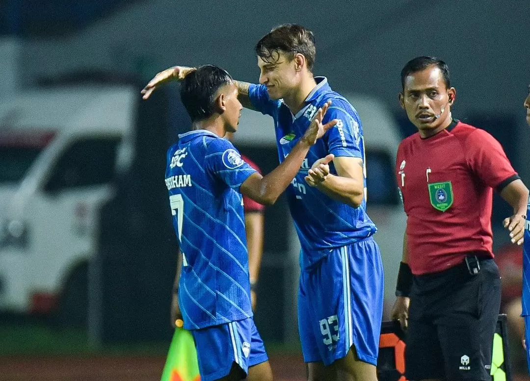 HASIL AKHIR SKOR 0-0 Persib vs PSM, Debut Stefano Beltrame Gagal Beri