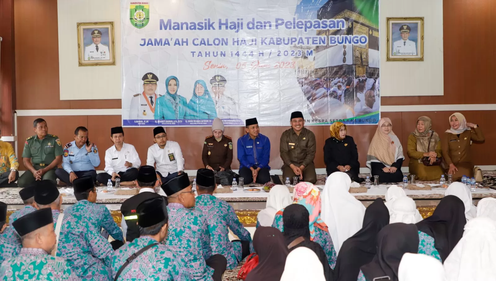 Suasana pelepasan calon jamaah haji (CJH) asal Kabupaten Bungo (Metrojambi.com)