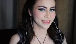 Kocak! Sang Anak Bocorkan Surprise dari Suami, Begini Suasana Lucu Ulang Tahun Momo Geisha