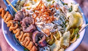 Rekomendasi 5 Bubur Ayam Terenak di Bogor, Cocok Jadi Teman Sarapan