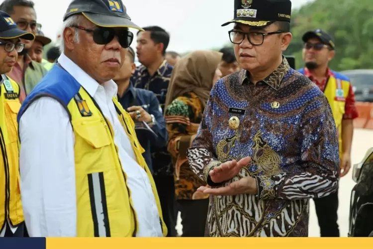 Pembangunan Jalan Tol Bayung Lencir-Tempino dan Jalan Tol Betung-Tempino-Jambi terus dikebut oleh Kementerian PUPR. Rangkaian Jalan Tol Trans Sumatera (JTTS) ini ditargetkan rampung di awal tahun 2025. (Instagram: pupr_bpjt)