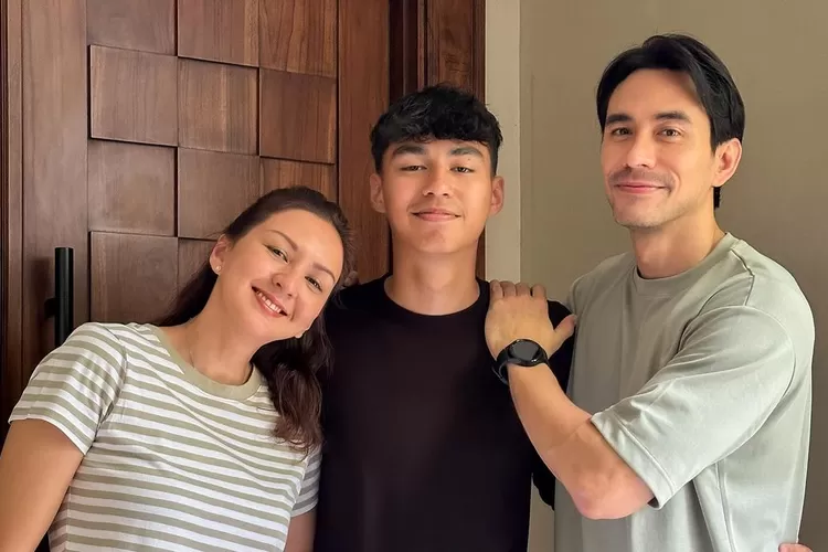 Darius Sinathrya ungkap kebahagiaan saat anaknya ikut seleksi Timnas Indonesia U 16 (Foto: Gorajuara/ Instagram/ @darius_sinathrya)