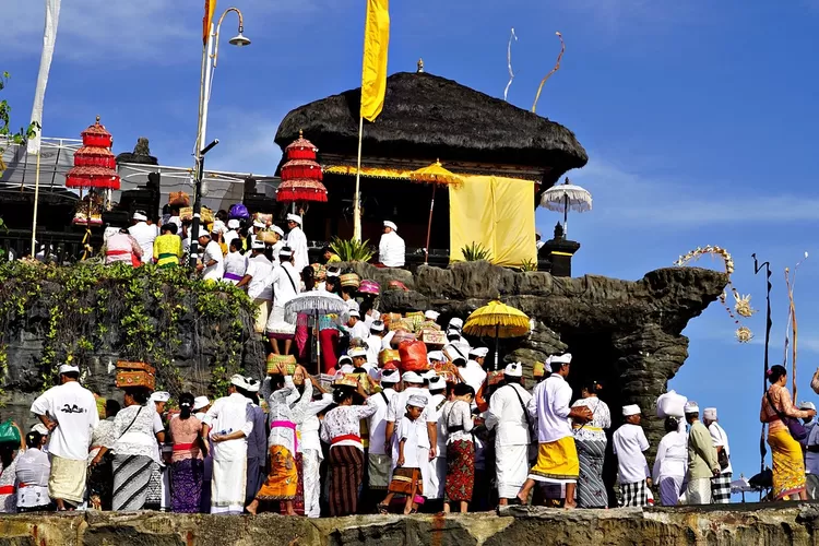 Banjir dan macet jadi persoalan baru di Bali, netizen duga karena penduduk padat (Pixabay)