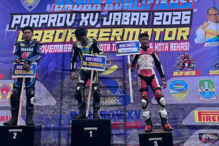 Pembalap perorangan 150 CC Under Pengcab IMI Kabupaten Bogor Ziven meraih podium ke 3 usai menyisihkan 7 pembalap di depannya.