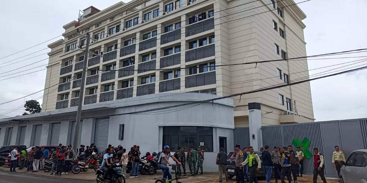 PT Lianhua didemo gabungan Ormas Cianjur
