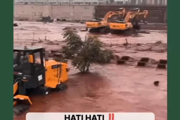 Tanggul jebol di PT IMIP Morowali. (Foto: Ist)