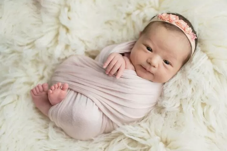 Inspirasi nama bayi perempuan  (Freepik)