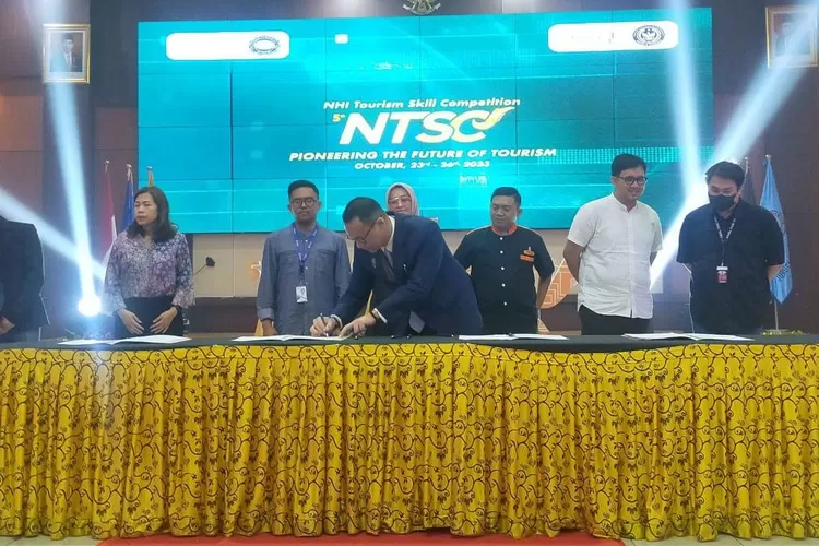 Politeknik Pariwisata NHI Bandung Sukses Selenggarakan 5th NTSC ...