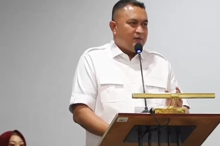 Bupati Bogor Rudy Susmanto saat menghadiri kegiatan bakti sosial yang diselenggarakan oleh Yayasan Pena 98 di Rumah Sakit Pena. (Foto/Humas Kabupaten Bogor.)