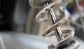 Perlu Anda Ketahui, Inilah Ciri-Ciri Jika Bearing Shockbreaker Motor Rusak