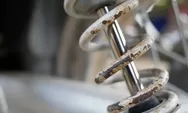Perlu Anda Ketahui, Inilah Ciri-Ciri Jika Bearing Shockbreaker Motor Rusak