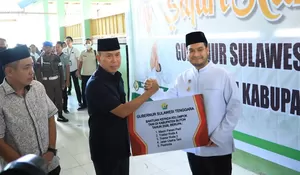 Safari Ramadan di Buton, Gubernur Sultra Salurkan Bantuan Pertanian Rp 2,1 Miliar