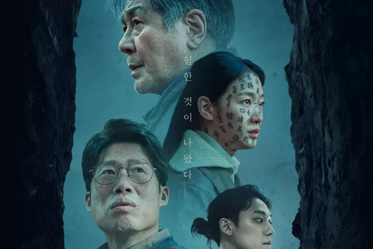 Sinopsis dan Jadwal Tayang Film Exhuma, Dibintangi Kim Go Eun dan Lee