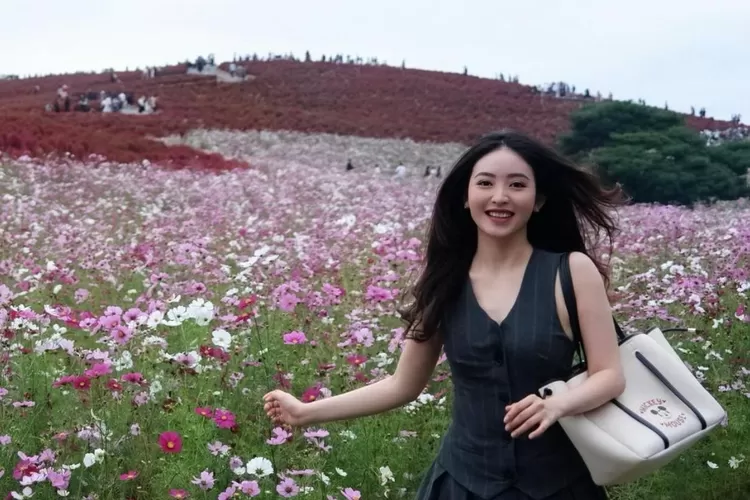 potret natasha wilona (instagram @natashawilona12)