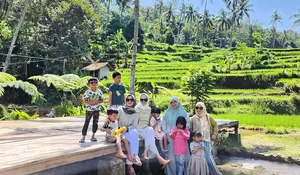 Dikelilingi Pegunungan serta Pesawahan yang Menghijau, Ini Dia Pesona Wisata Sumber Mata Air Cimincul